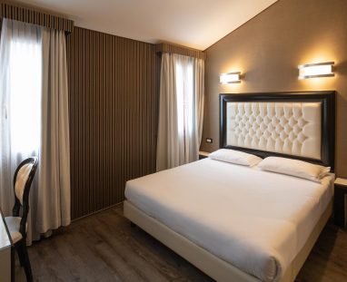 duomo-boutique-hotel-camere-black-room-001.jpg