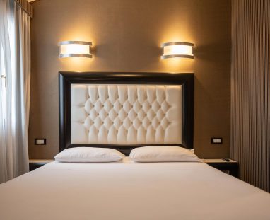 duomo-boutique-hotel-camere-black-room-002.jpg